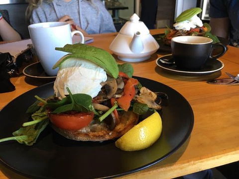 Copaccino's - Accommodation in Surfers Paradise 0