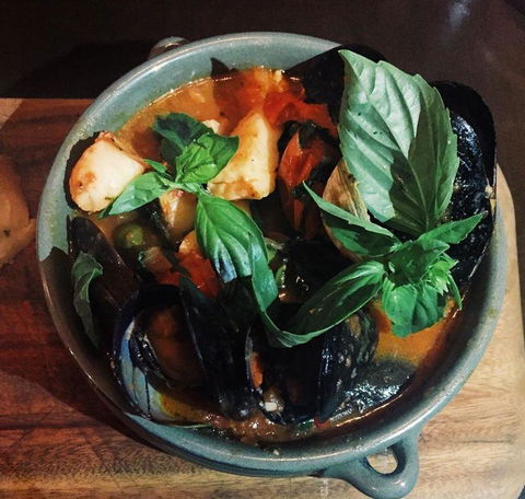 All' Antica Italian Restaurant & Pizzeria - Accommodation in Surfers Paradise 11