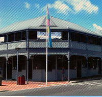 The New England Hotel - Accommodation in Surfers Paradise