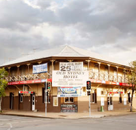 Old Sydney Hotel - Accommodation in Surfers Paradise
