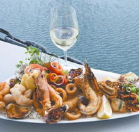 Omeros Bros Seafood Restaurant - Accommodation in Surfers Paradise