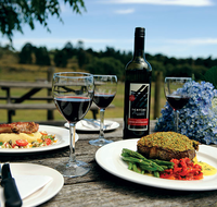 Sutton Forest Inn - Accommodation in Surfers Paradise
