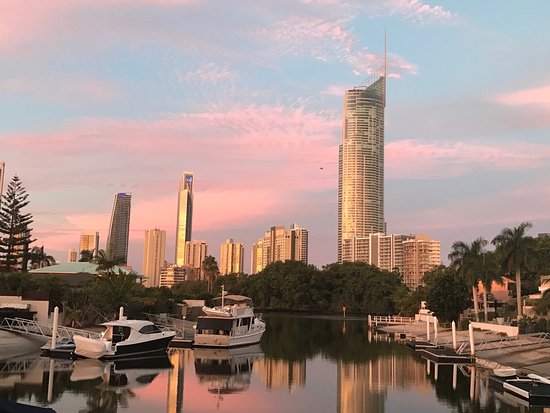 Isle Of Capri QLD Accommodation in Surfers Paradise