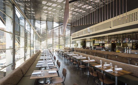 V Series - Accommodation in Surfers Paradise 13