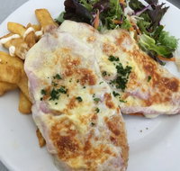 Sporties - Accommodation in Surfers Paradise