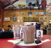 Burt Munro Motorcycle Cafe - Accommodation in Surfers Paradise