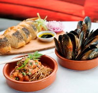 The Kermandie Waterfront Hotel - Accommodation in Surfers Paradise