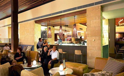 Other Side Of The Moon Restaurant - Accommodation in Surfers Paradise 11