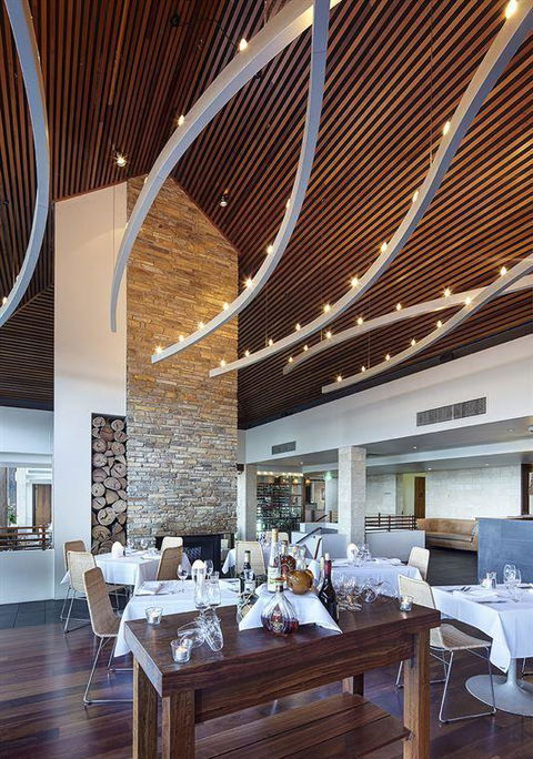 Other Side Of The Moon Restaurant - Accommodation in Surfers Paradise 26
