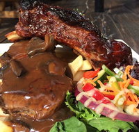 The Hale Road Tavern - Accommodation in Surfers Paradise