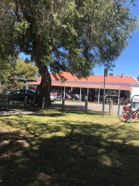 Emu Point Cafe - Accommodation in Surfers Paradise 4