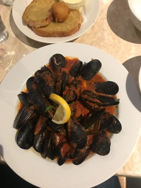 Venice Restaurant - Accommodation in Surfers Paradise 2