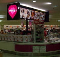 Wendy's Albany Plaza - Accommodation in Surfers Paradise
