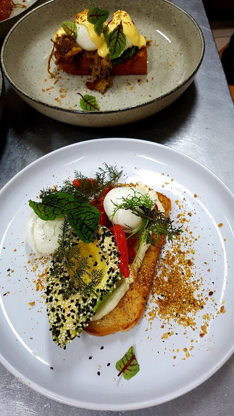 Cornerside Cafe - Accommodation in Surfers Paradise 2