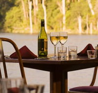 Lakeside Restaurant - Accommodation in Surfers Paradise