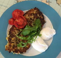 Rockefeller Cafe  Kitchen - Accommodation in Surfers Paradise