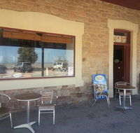 Old Pier Hotel - Accommodation in Surfers Paradise