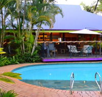 Coochie Island Beach Resort Restaurant - Accommodation in Surfers Paradise