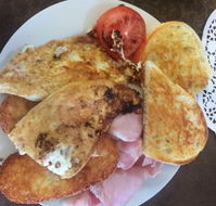 Ally's On Kingaroy Street - Accommodation in Surfers Paradise