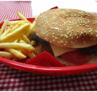 Mel's Diner  takeaway - Accommodation in Surfers Paradise