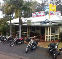Apple Tree Creek Hotel - Accommodation in Surfers Paradise