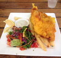 Dingo Beach Hotel  Units - Accommodation in Surfers Paradise