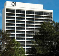 QT Canberra - Accommodation in Surfers Paradise