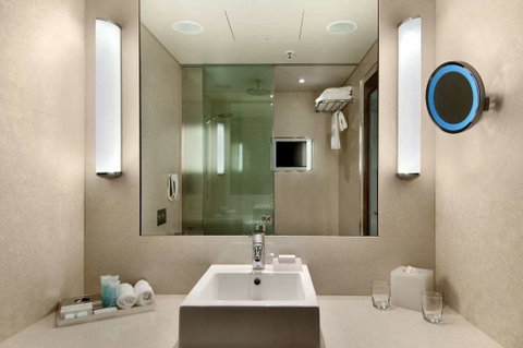 Hilton Sydney - Accommodation in Surfers Paradise 6