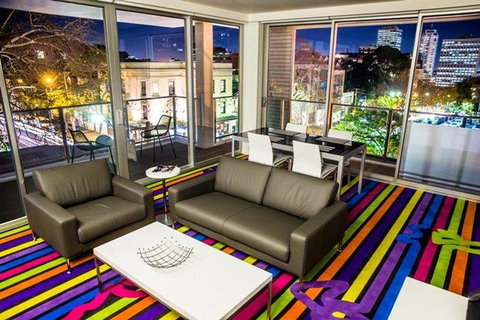 Adge Apartment Hotel - Accommodation in Surfers Paradise 4