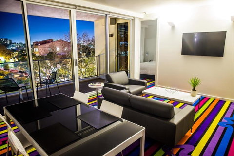 Adge Apartment Hotel - Accommodation in Surfers Paradise 5