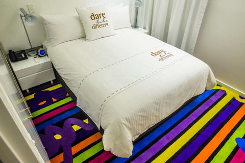 Adge Apartment Hotel - Accommodation in Surfers Paradise 9