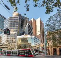 Meriton Suites Campbell Street - Accommodation in Surfers Paradise