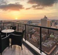 Meriton Suites Pitt Street - Accommodation in Surfers Paradise