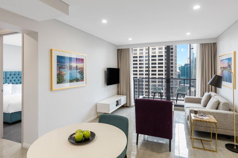 Meriton Suites Pitt Street - Accommodation in Surfers Paradise 10