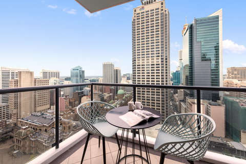 Meriton Suites Pitt Street - Accommodation in Surfers Paradise 11