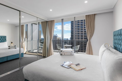 Meriton Suites Pitt Street - Accommodation in Surfers Paradise 13