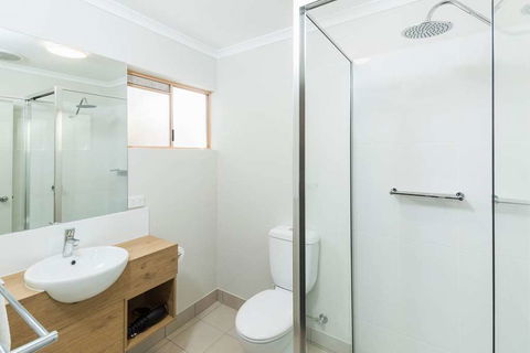 NIghtcap At Balaclava Hotel - Accommodation in Surfers Paradise 0