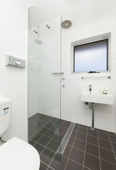 Forrest Hotel & Apartments - Accommodation in Surfers Paradise 5