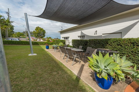 Takalvan Motel - Accommodation in Surfers Paradise 1