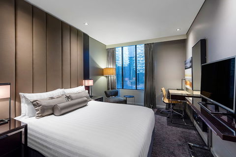 Gambaro Hotel - Accommodation in Surfers Paradise 1