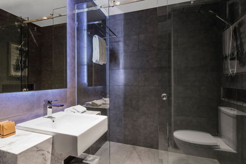 Gambaro Hotel - Accommodation in Surfers Paradise 2