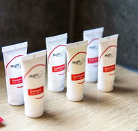 Monash Hotel - Accommodation in Surfers Paradise