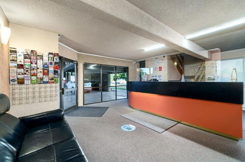 City Reach Motel - Accommodation in Surfers Paradise 2