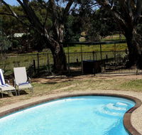 Golden Heritage Motor Inn  Cottages - Accommodation in Surfers Paradise