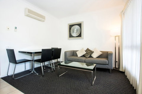 Coral Cay Resort Motor Inn - Accommodation in Surfers Paradise 2