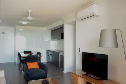 Direct Hotels - Pacific Sands - Accommodation in Surfers Paradise 4