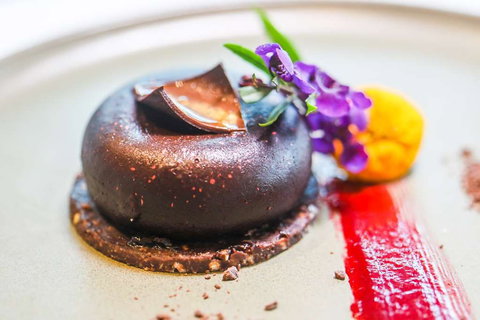 Hilton Cairns - Accommodation in Surfers Paradise 14