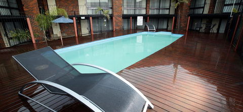 Warrnambool Central Court - Accommodation in Surfers Paradise 2