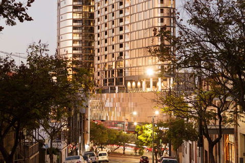 FV Brisbane By Peppers - Accommodation in Surfers Paradise 2
