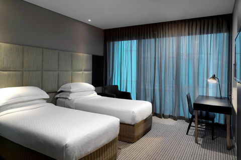 Four Points By Sheraton Brisbane - Accommodation in Surfers Paradise 2